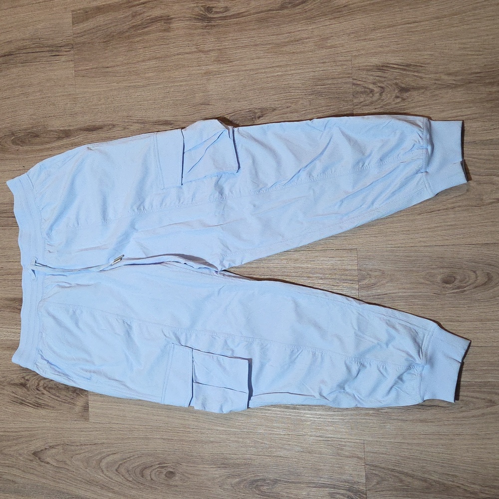 Lululemon Dance Studio Relaxed-Fit Mid-Rise Cargo Jogger *Windmill Size Large